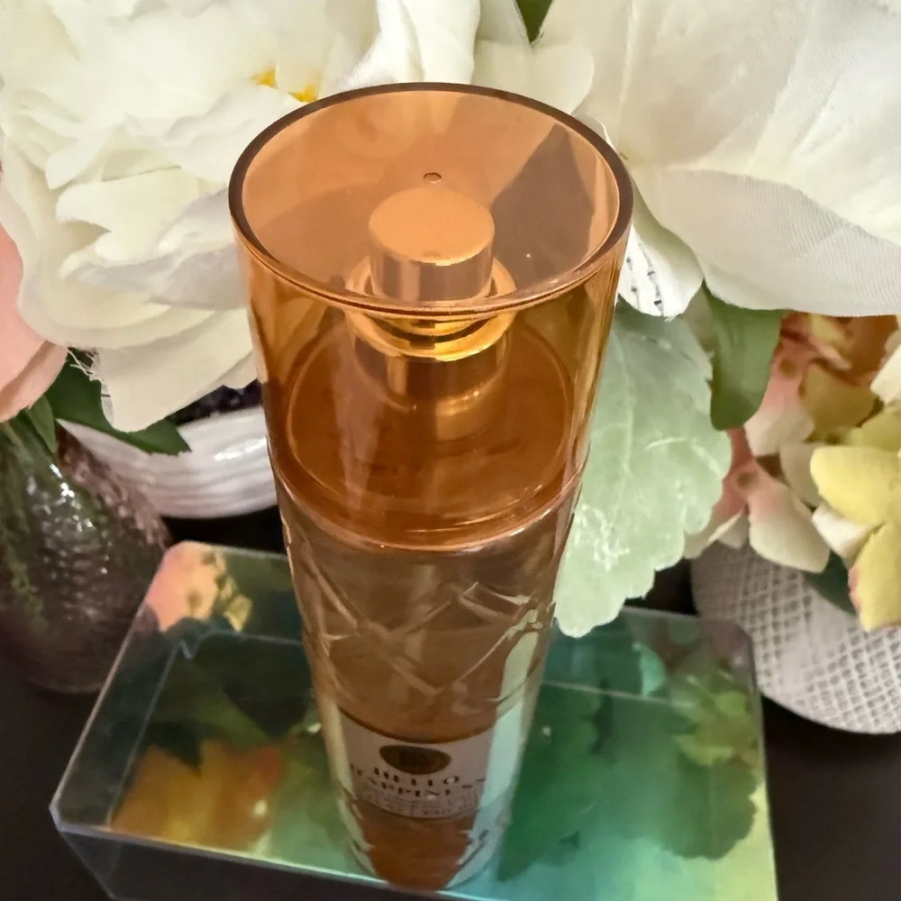 🆕🌾 BATH & BODY WORKS “HELLO HAPPINESS” FINE FRAGRANCE MIST. BRAND NEW FULL-SIZE.